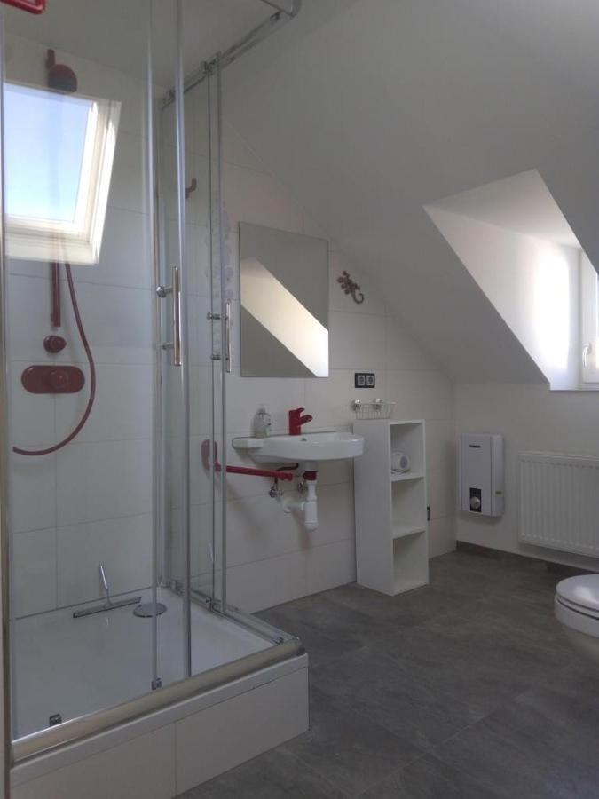 Ferienwohnung Im Roten Haus, Die Therme Ist Fusslaeufig In Wenigen Minuten Erreichbar Bad Ems Eksteriør billede